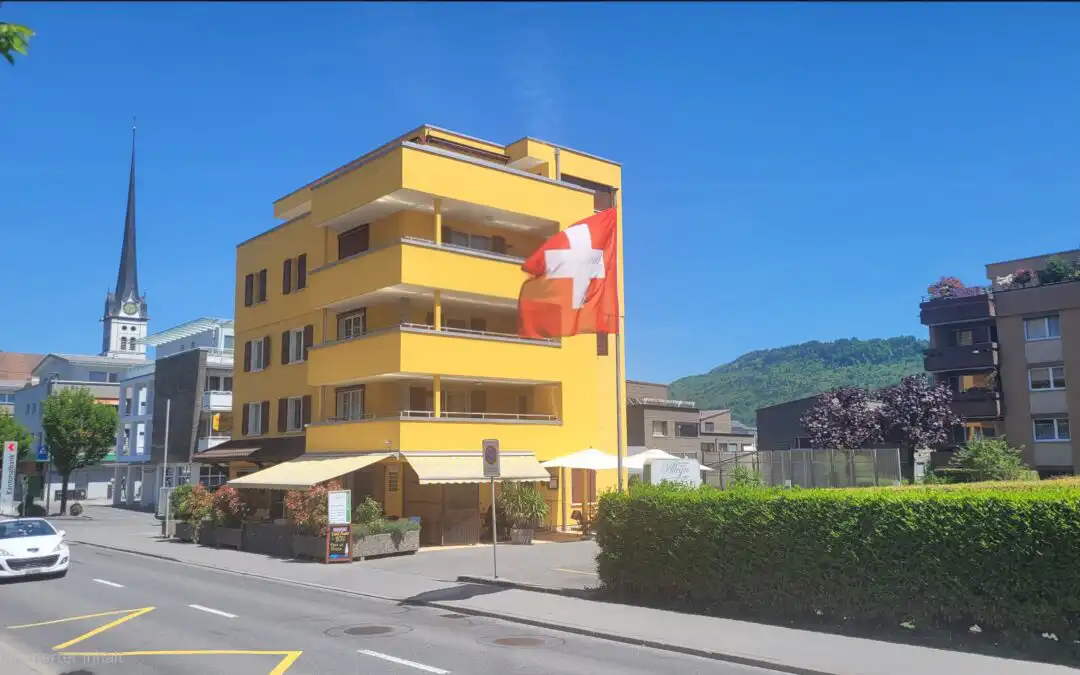 Fasadensanierung Wohn- und Gewerbehaus Alpnach Dorf